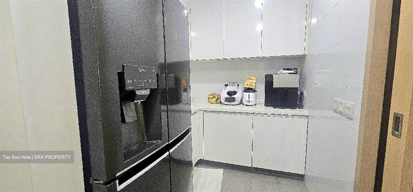 Turquoise (D4), Condominium #568680651